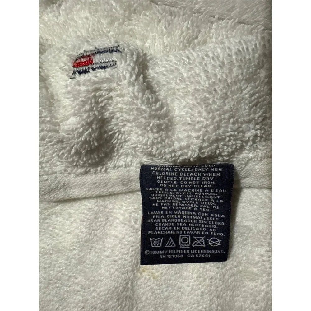 TOMMY HILFIGER Vintage Bath Towel 100% Cotton Logo 48”Lx27”W